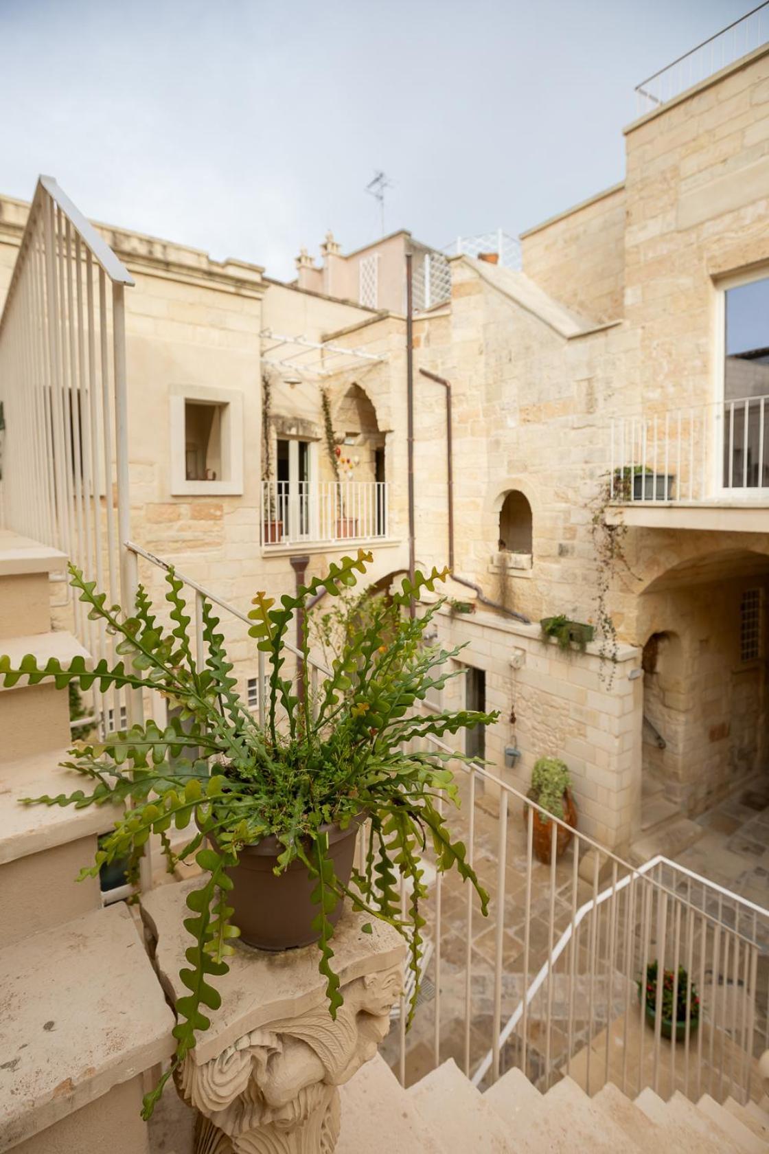 Hotel Palazzo Sant'Anna Lecce Esterno foto